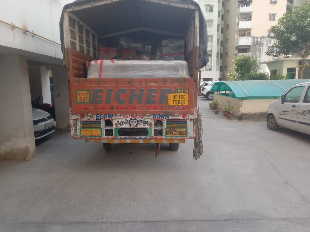 Ayushi cargo Packers and movers